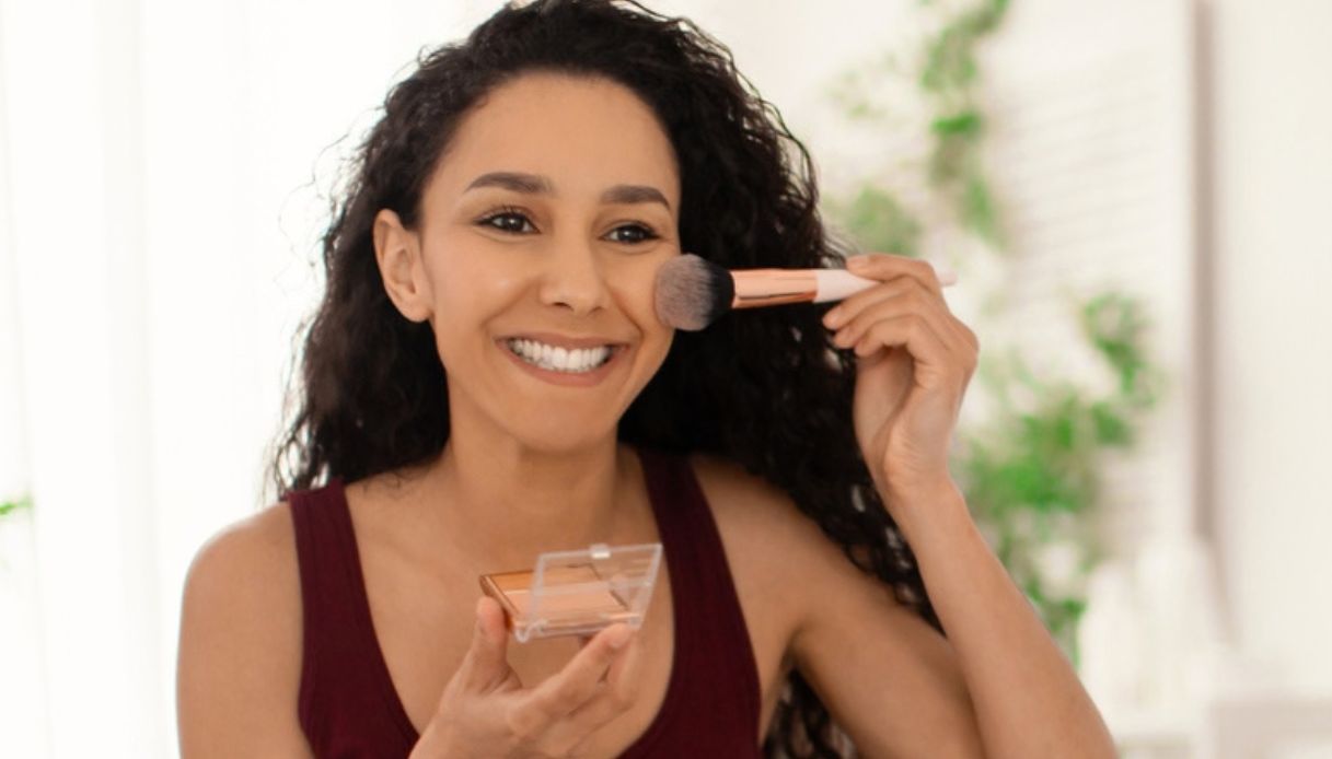 nostalgia della pelle dorata i bronzer leggeri per un effetto baciata dal sole anche a settembre da Dilei.it nostalgia della pelle dorata i bronzer leggeri per un effetto baciata dal sole anche a settembre