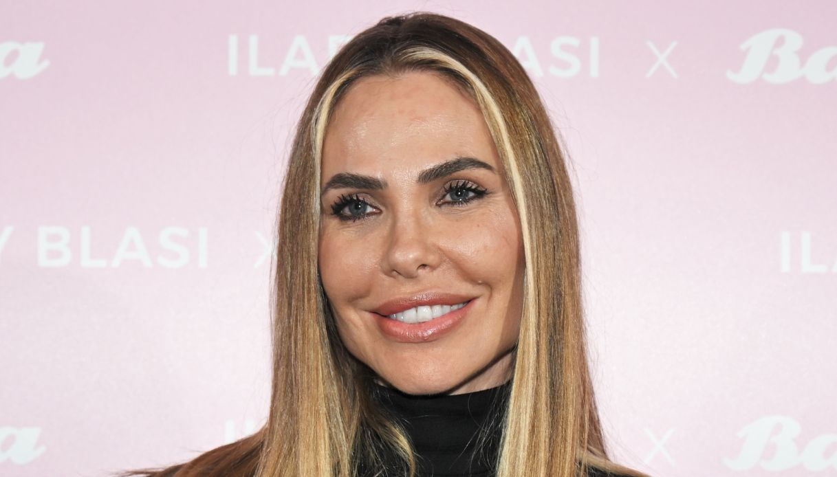 ilary blasi tutto pronto per il gf vip sui social tira fuori la scatola dei ricordi e fa impazzire i fan da Dilei.it ilary blasi tutto pronto per il gf vip sui social tira fuori la scatola dei ricordi e fa impazzire i fan