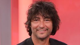 GF Vip, tensione su Signorini: Simone Annicchiarico lo cita e Jonathan interviene