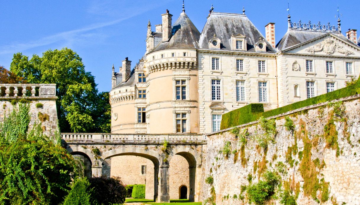 Castello di Lude, gli esterni