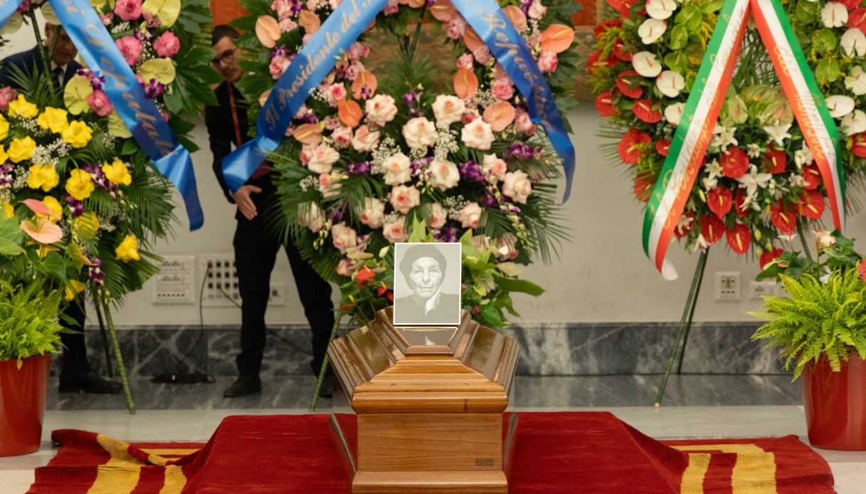 Funerali Emma Bonino, l'ultimo commosso saluto in Campidoglio