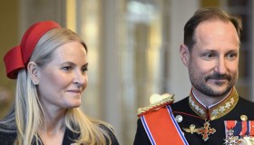 Haakon e Mette-Marit, il primo ricevimento da Re e Regina di Norvegia: la cena tenuta segreta