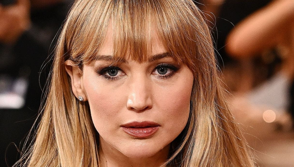 jennifer lawrence sbarca su instagram senza trucco 232 raggiante la beauty routine da copiare da Dilei.it jennifer lawrence sbarca su instagram senza trucco 232 raggiante la beauty routine da copiare