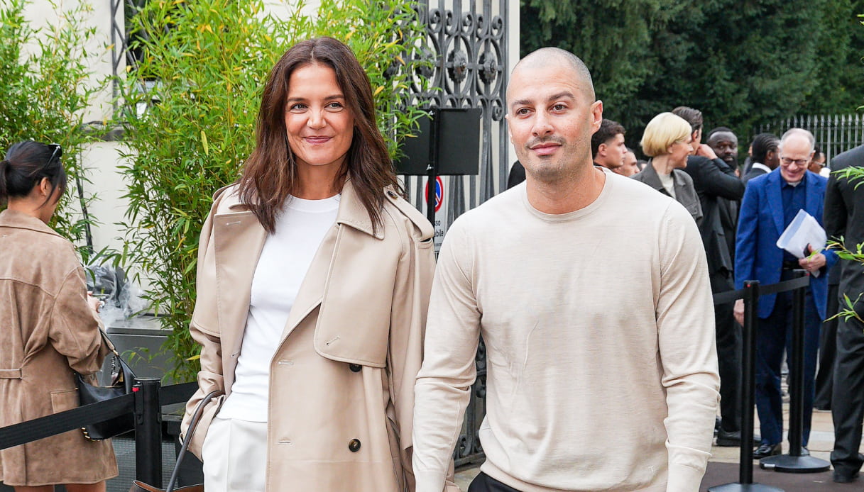 Chiara Ferragni mannish, Katie Holmes e Jason Bard Yarmosky matchy matchy: i look alla Milano Fashion Week 2026