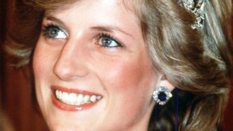 Il revenge dress dress di Lady Diana sarà venduto all’asta, vale un quarto di milione