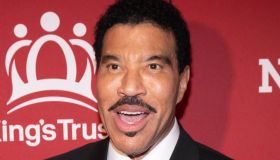 Lionel Richie di nuovo in ospedale, sospeso il tour