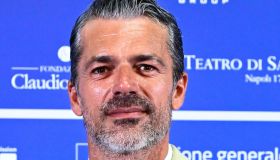Doc-Nelle tue mani, Luca Argentero cambia idea. Pronto a restare, ma ad una condizione