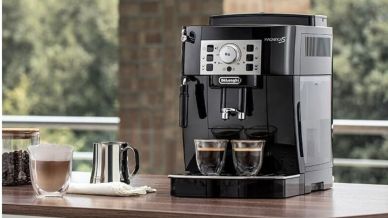 La De’ Longhi magnifica (oggi in offerta) è la macchina del caffè più venduta e amata dagli italiani
