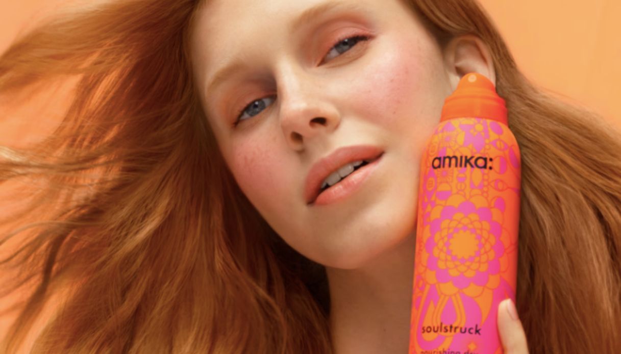 La maschera più venduta che ripara le chiome danneggiate e rovinate dal sole ora è in versione spray e funziona così