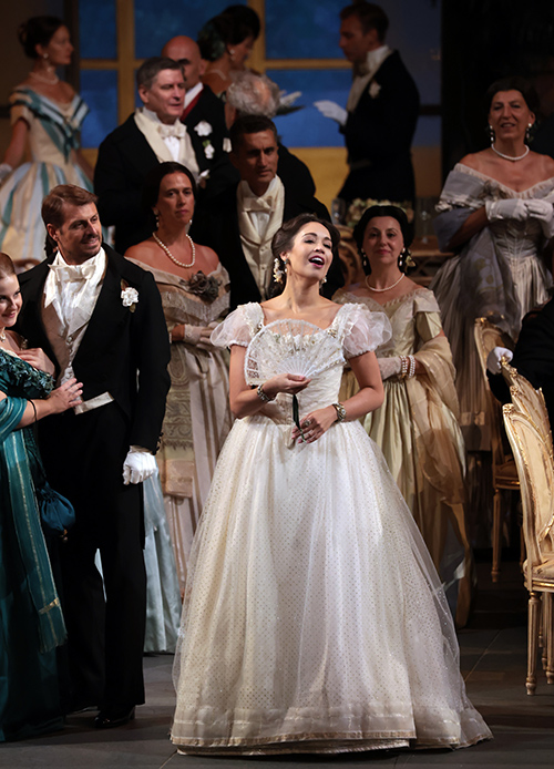 Nadine Sierra La Traviata