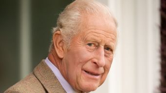 Re Carlo, Harry lo costringerà a partecipare ad un suo evento