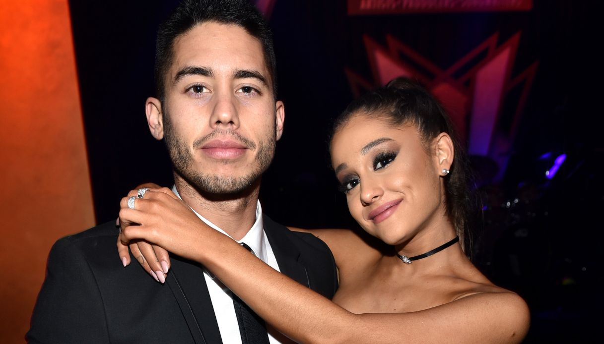 ariana grande ritrova l8217amore dopo l8217addio alle scene chi 232 il fidanzato ricky alvarez da Dilei.it ariana grande ritrova l8217amore dopo l8217addio alle scene chi 232 il fidanzato ricky alvarez