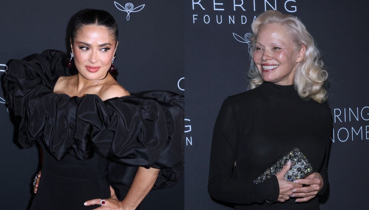 Pamela Anderson e Salma Hayek dominano in nero: i look delle star alla Caring for Women Dinner