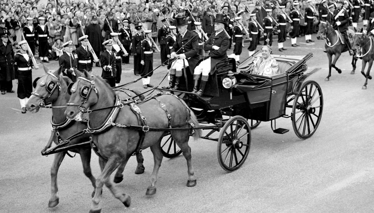 Sālote Tupou III di Tonga all'incoronazione di Elisabetta II