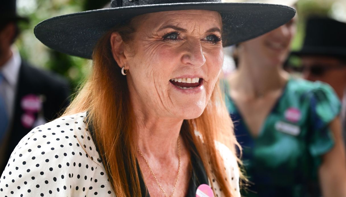 Re Carlo salvo dall’ennesima biografia reale, Sarah Ferguson rinuncia al memoir