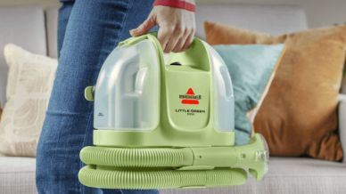 Le pulizie d’autunno diventano facili con il BISSELL Little Green, lo smacchiatore portatile virale e scontatissimo (solo oggi)