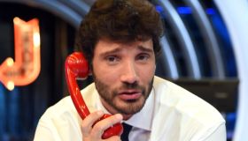 Affari Tuoi, serata da incubo: sfumano 100mila euro, poi il gesto contro De Martino