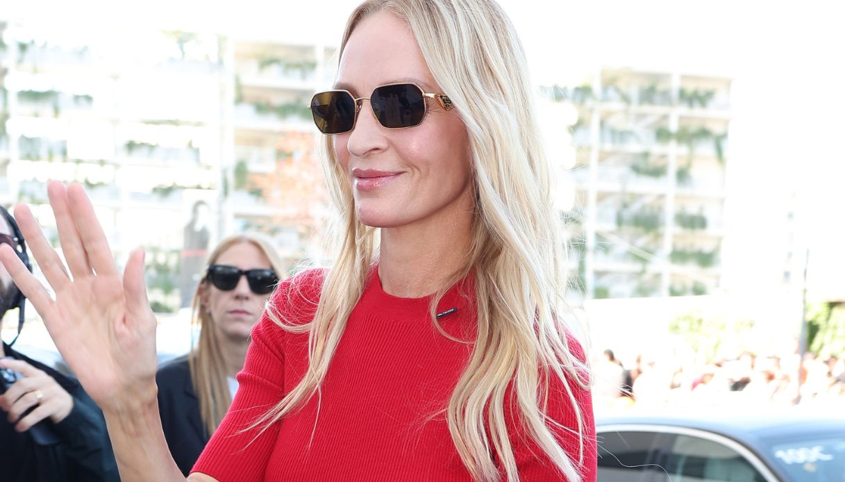 uma thurman alla milano fashion week 2026 con la gonna pi249 chic che dobbiamo avere da Dilei.it uma thurman alla milano fashion week 2026 con la gonna pi249 chic che dobbiamo avere