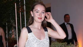 Alexandra di Hannover brilla anche senza tiara, prove da sposa con l’abito vintage