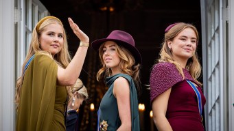 Amalia, Alexia e Ariane d’Olanda, il confronto spietato delle Principesse sorelle