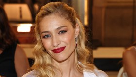 Beatrice Borromeo, diva sensuale al gran gala della moda a Milano