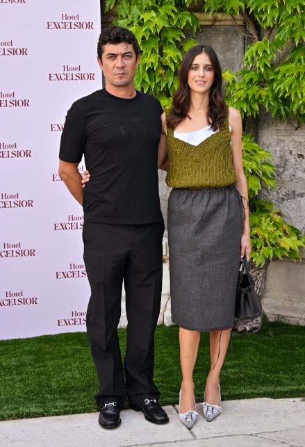 Benedetta Porcaroli e Riccardo Scamarcio al Lido