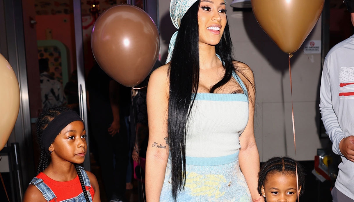 Cardi B con i suoi figli