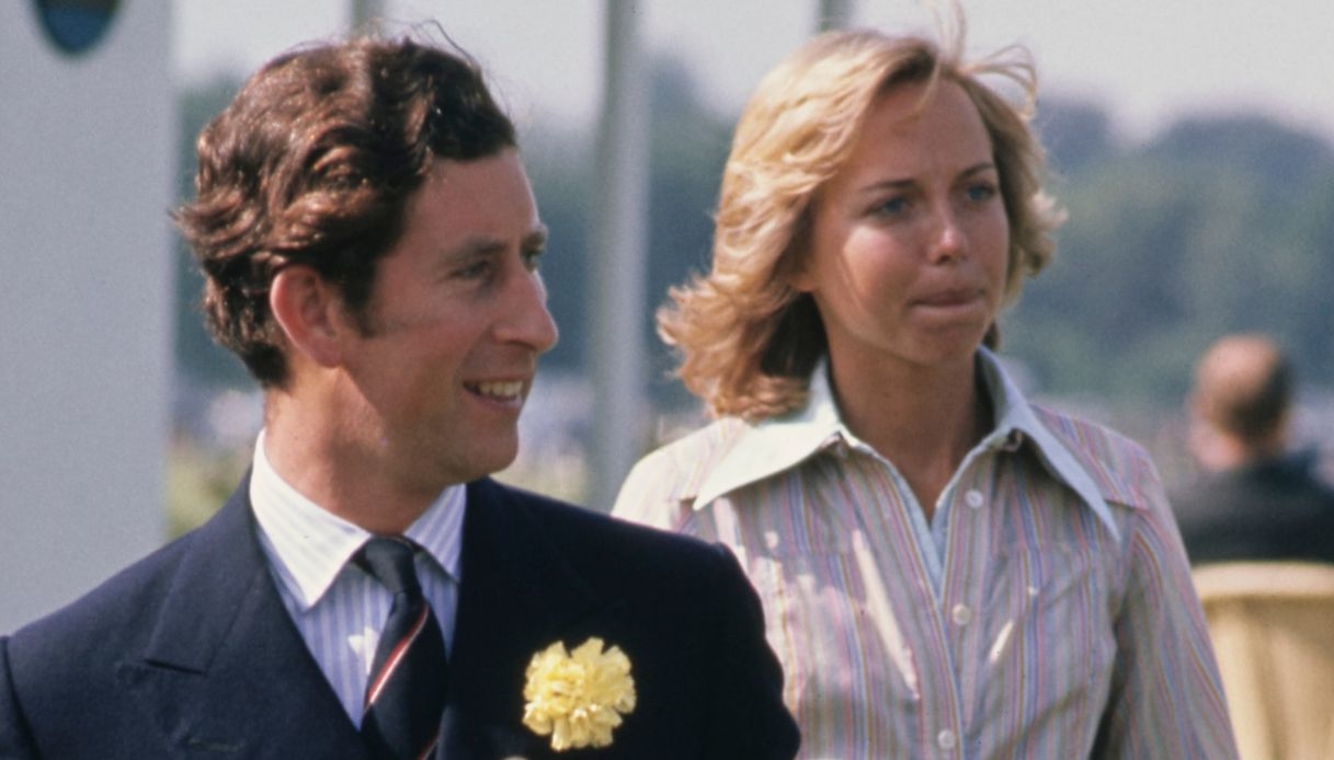 Re Carlo, all'epoca Principe del Galles e Davina Sheffield. Era il 1976