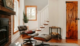 La chaise longue, da icona del design a regina del relax negli spazi contemporanei