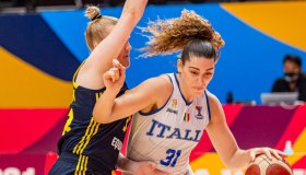 Lorela Cubaj, quanto è alta la cestista ai Mondiali di basket 2026