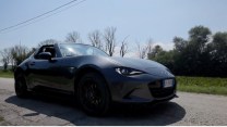 Mazda MX-5 RF Homura: l’auto che ti ricorda quanto sia bello prenderti una pausa