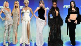 MTV Video Music Awards, i look più incredibili, tra capolavori e scivoloni