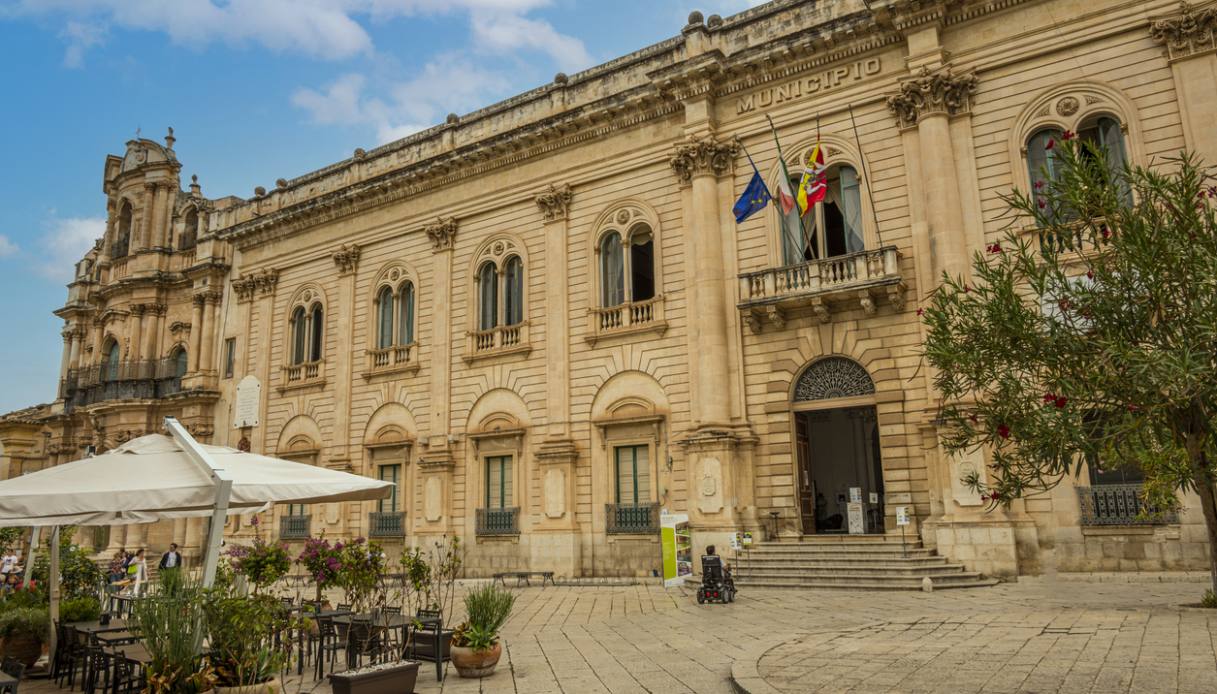 in vendita le case di montalbano quanto costano i gioielli del barocco siciliano da Dilei.it in vendita le case di montalbano quanto costano i gioielli del barocco siciliano