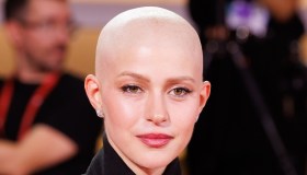 Natalia Paragoni criticata a Venezia, Elena Santarelli corre in sua difesa