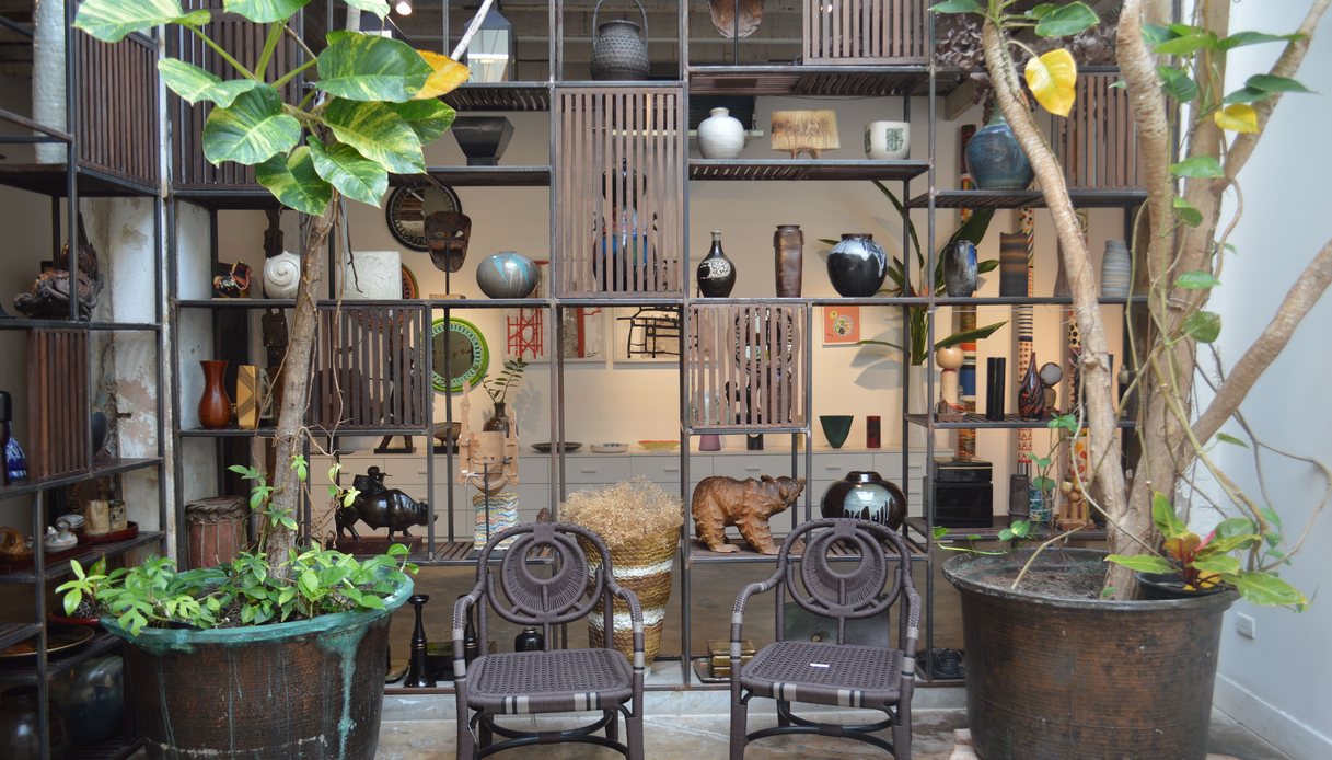 lo stile botanical library trasforma il soggiorno in una wunderkammer colta e avvolgente da Dilei.it lo stile botanical library trasforma il soggiorno in una wunderkammer colta e avvolgente