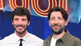 Affari Tuoi, Herbert Ballerina risponde alle critiche. Valentina si ferma e scopre la beffa