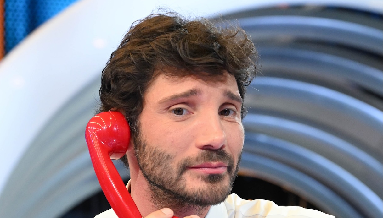 affari tuoi non va in onda luned236 28 settembre nuovo stop per stefano de martino da Dilei.it affari tuoi non va in onda luned236 28 settembre nuovo stop per stefano de martino