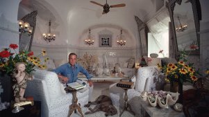 Villa Treville, il mito della casa di Zeffirelli a Positano dove è ambientata Hotel Costiera