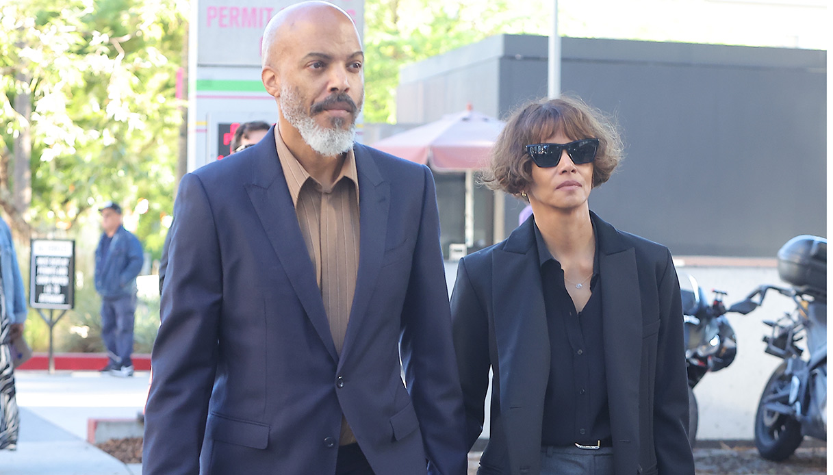 Halle Berry e l'attuale fidanzato Van Hunt lasciano il tribunale di Los Angeles, ottobre 2026