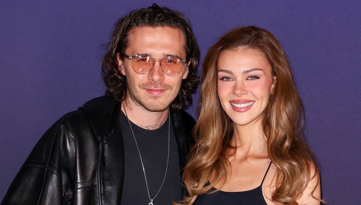 brooklyn beckham e nicola peltz complici anche nel look in front row alla paris fashion week 2026 da Dilei.it brooklyn beckham e nicola peltz complici anche nel look in front row alla paris fashion week 2026