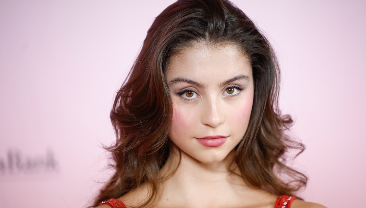 carys figlia di michael douglas e katherine zeta jones conquista madrid con l8217abito prezioso da Dilei.it carys figlia di michael douglas e katherine zeta jones conquista madrid con l8217abito prezioso