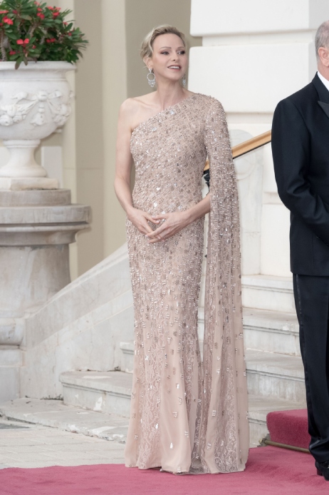 Charlene di Monaco, il look al banchetto di Stato con il Presidente Mattarella