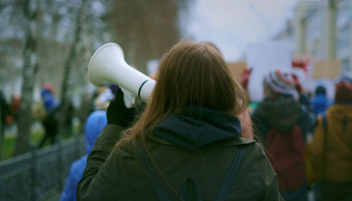 Gen Z protesta meme
