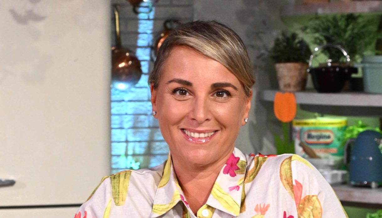 “È morto il marito di Giusina Battaglia”, il triste annuncio di Antonella Clerici a È Sempre Mezzogiorno