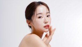 Il PDRN arriva sulle labbra. Il siero dalla Corea già virale che sostituisce definitivamente il burrocacao