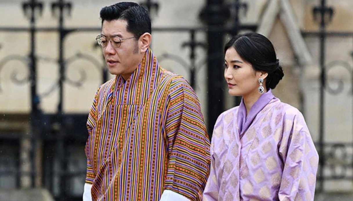 Jigme Khesar e Jetsun Pema del Bhutan all'incoronazione di Carlo III