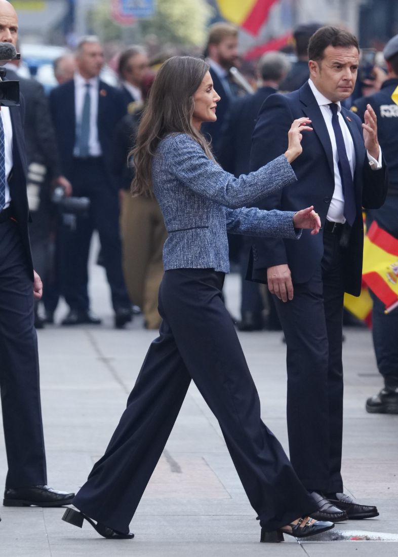 Il look di Letizia di Spagna a Ceuta