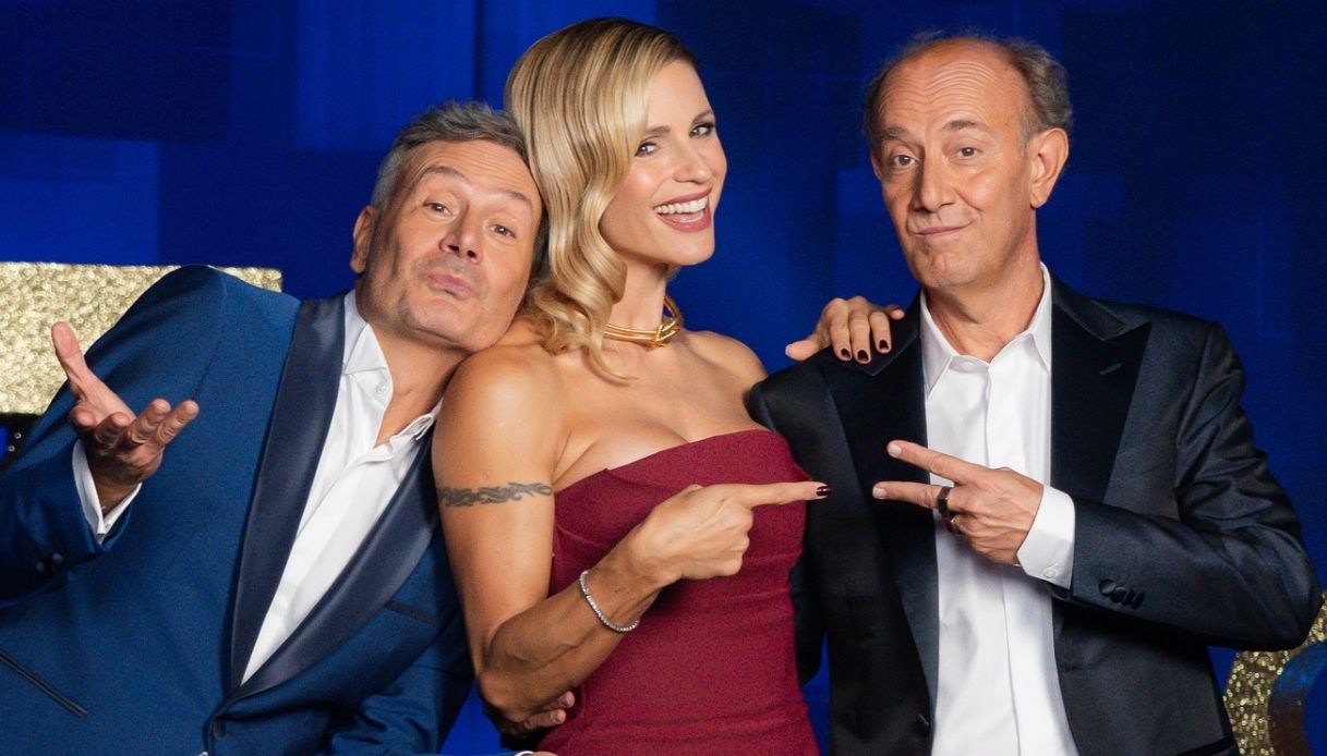 zelig 30 pagelle della seconda puntata michelle hunziker vera protagonista 10 enzo iacchetti prende il posto di ale 7 da Dilei.it zelig 30 pagelle della seconda puntata michelle hunziker vera protagonista 10 enzo iacchetti prende il posto di ale 7