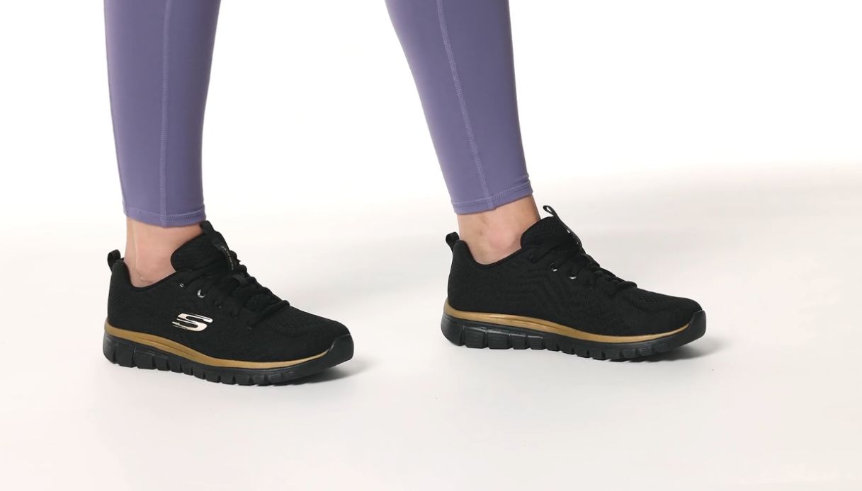 quasi 76000 recensioni e il primo posto in classifica le skechers pi249 vendute su amazon oggi costano meno di 35 euro da Dilei.it quasi 76000 recensioni e il primo posto in classifica le skechers pi249 vendute su amazon oggi costano meno di 35 euro