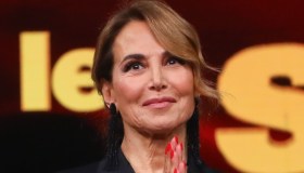 Barbara D’Urso a Ballando con le Stelle rispolvera la “busta choc”. E Milly sbaglia l’ingresso